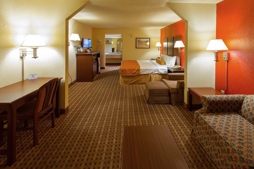 ซูเปอร์ 8 บาย วินด์แฮม นอร์ทลิตเติ้ลร็อค/แมกเคน Motel นอร์ทลิตเติลร็อค ภายนอก รูปภาพ